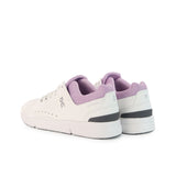 ON Running Wmns The Roger Advantage 1 48.98104-