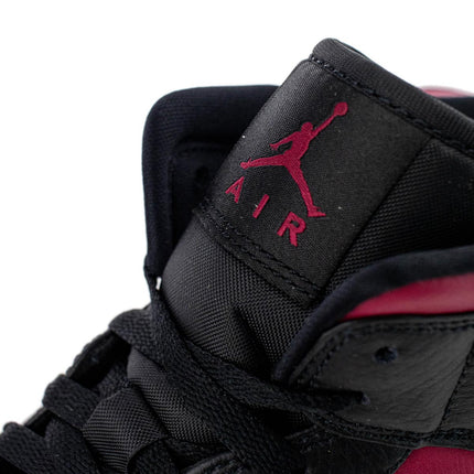 Jordan Air Jordan 1 Mid 554724-066-