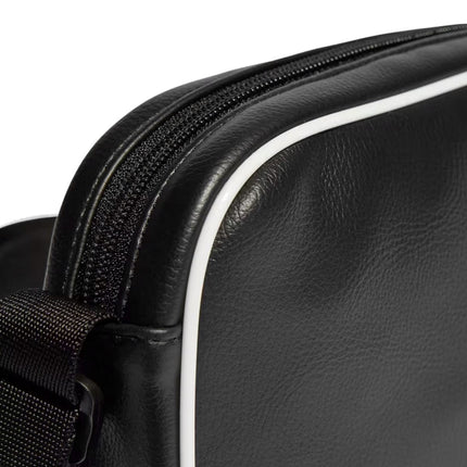 Adidas Classic Mini Airliner Tasche IT7598-