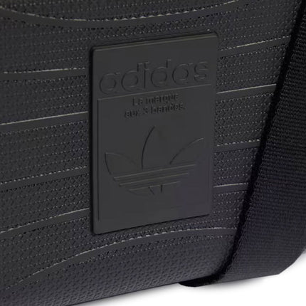 Adidas Superstar Airliner Tasche IU0177-