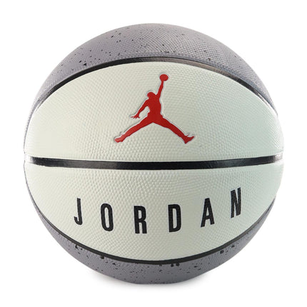 Jordan Playground 2.0 8 Panel Basketball Größe 6 9018/10 9884 049 6-
