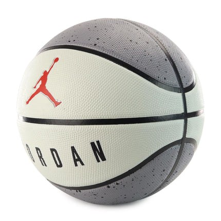 Jordan Playground 2.0 8 Panel Basketball Größe 6 9018/10 9884 049 6-