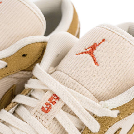 Jordan Wmns Air Jordan 1 Low SE DH7820-700-