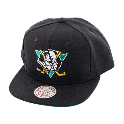 Mitchell & Ness Anaheim Ducks NHL Shattered Vintage Logo Snapback Cap HHSS7687-ADUYYPPPBLCK-