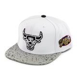 Mitchell & Ness Chicago Bulls NBA Cement Top Snapback Cap 6HSSMM20249-CBUWHSV - weiss-grau-schwarz