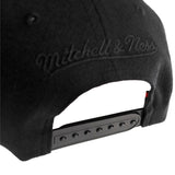 Mitchell & Ness Los Angeles Lakers NBA Black Black Logo Classic Red Cap HHSSINTL101-LALYYPPPBLCK-