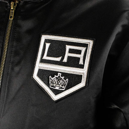 Mitchell & Ness Los Angeles Kings NHL Lightweight Satin Bomber Jacke SJKT7154-LAKYYPPPBLCK-