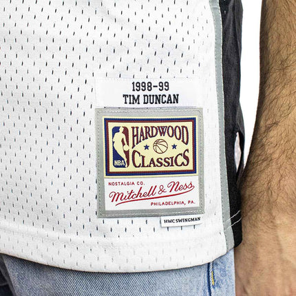 Mitchell & Ness San Antonio Spurs NBA Tim Duncan #21 1998-99 Swingman 2.0 Jersey Trikot SMJYCP19247-SASWHIT98TDU-
