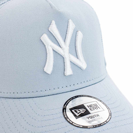 New Era Youth New York Yankees MLB League Essential Trucker Cap 60667415-