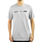 Nike Standard Issue T-Shirt FN4898-012 - hellgrau-schwarz
