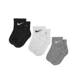 Nike Core Swoosh Gripper Socken 3 Paar 3 - 4,5 Jahre PN0053-023-