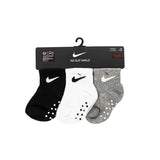 Nike Core Swoosh Gripper Socken 3 Paar 3 - 4,5 Jahre PN0053-023 - schwarz-weiss-grau