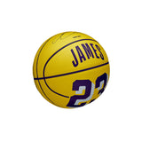 Wilson NBA New Lebron James Los Angeles Lakers Player Icon Mini Basketball Größe 3 WZ4027701XB3-