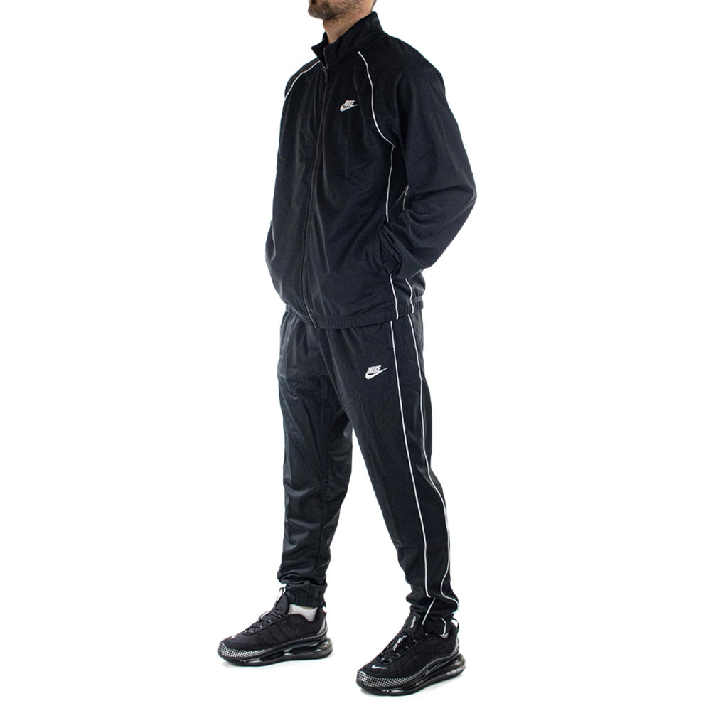 Nike Jogging Anzug CZ9988010 schwarzweiss Brooklyn Footwear x Fashion