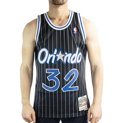 Mitchell & Ness Orlando Magic Shaquille O’Neal #32 1994-95 32 NBA Swingman Jersey 2.0 Trikot SMJYGS18191-OMABLCK94SONalt-
