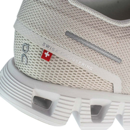 On Wmns Cloud 5 59.98773-