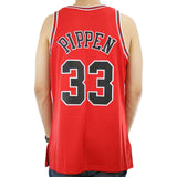 Mitchell & Ness Chicago Bulls NBA Scottie Pippen #33 1997-98 Swingman Jersey Trikot SMJYGS18153-CBUSCAR97SPI-