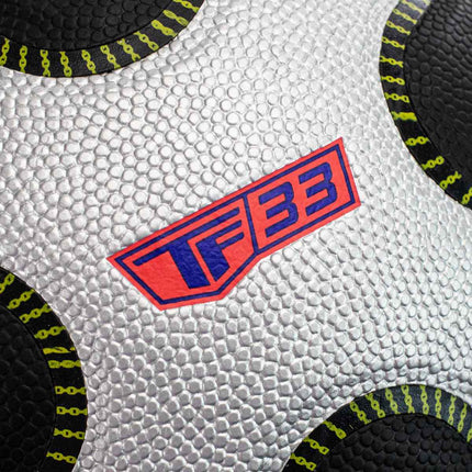 Spalding TF-33 Red Bull Half Court Composite Basketball Größe 7 76863Z-