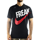 Nike Giannis Dri-Fit Freak T-Shirt BV8265-013 - schwarz-weiss-rot