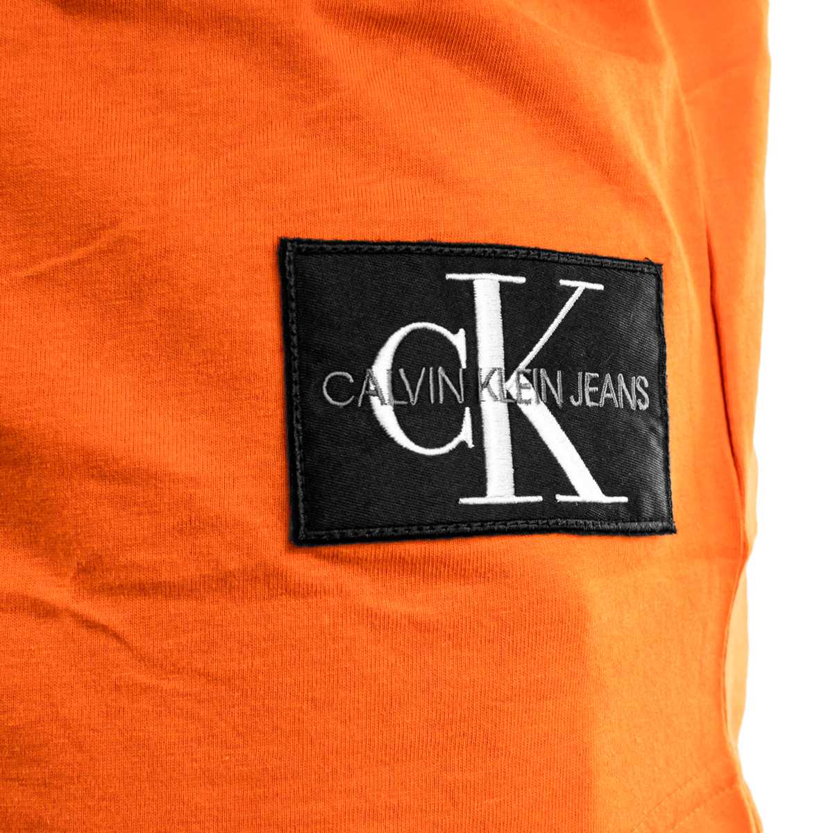 Calvin Klein Badge Turn Up T-Shirt J315319-S04-