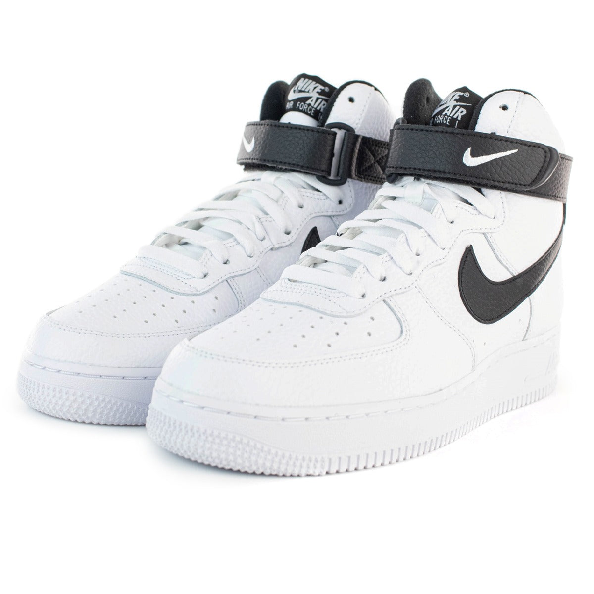 Nike Air Force 1 07 CT2300-300 - grün-weiss-schwarz – Brooklyn Footwear x  Fashion