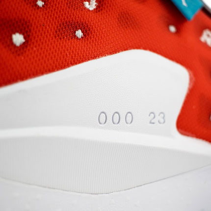 Jordan Delta 2 CV8121-600-