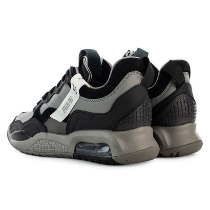 Jordan MA2 CV8122-003-