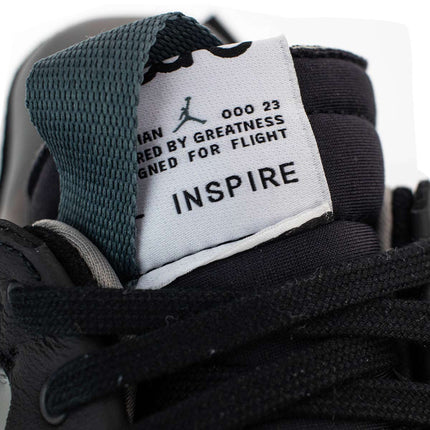 Jordan MA2 CV8122-003-