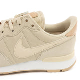 Nike Wmns Internationalist DV6980-200-