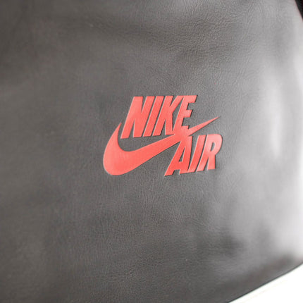 Jordan AJ1 Rucksack 9A0390-KR5 - schwarz-rot