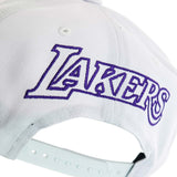Mitchell & Ness Los Angeles Lakers NBA Christmas Day Snapback Cap HHSS4794-LALYYPPPWHIT-