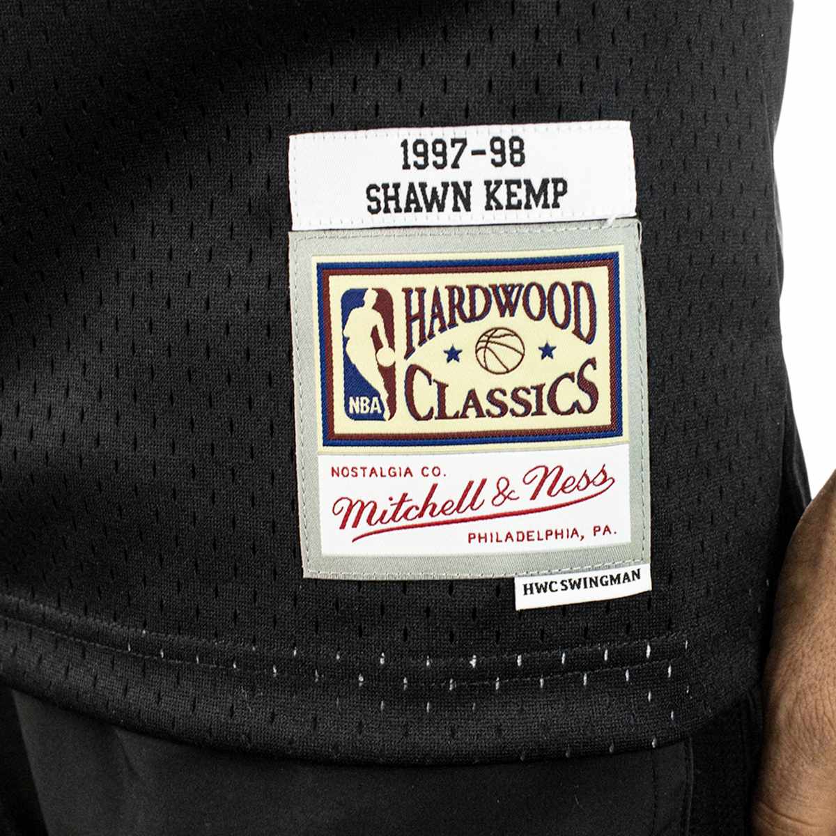 Mitchell & Ness Cleveland Cavaliers #4 Shawn Kemp black Swingman Jersey
