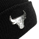 New Era Chicago Bulls NBA Metallic Badge Cuff Beanie Winter Mütze 60284987-
