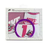 Nike New Milestone 2 Bodysuit and Blanket Set 0-12 Monate NN0842-AA7-E5-