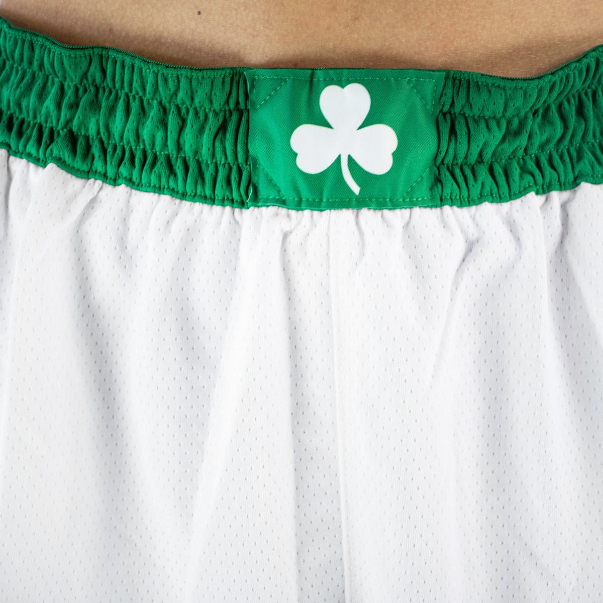 Nike Performance BOSTON CELTICS NBA SWINGMAN SHORT - Pantalón corto de  deporte - clover/white/verde 