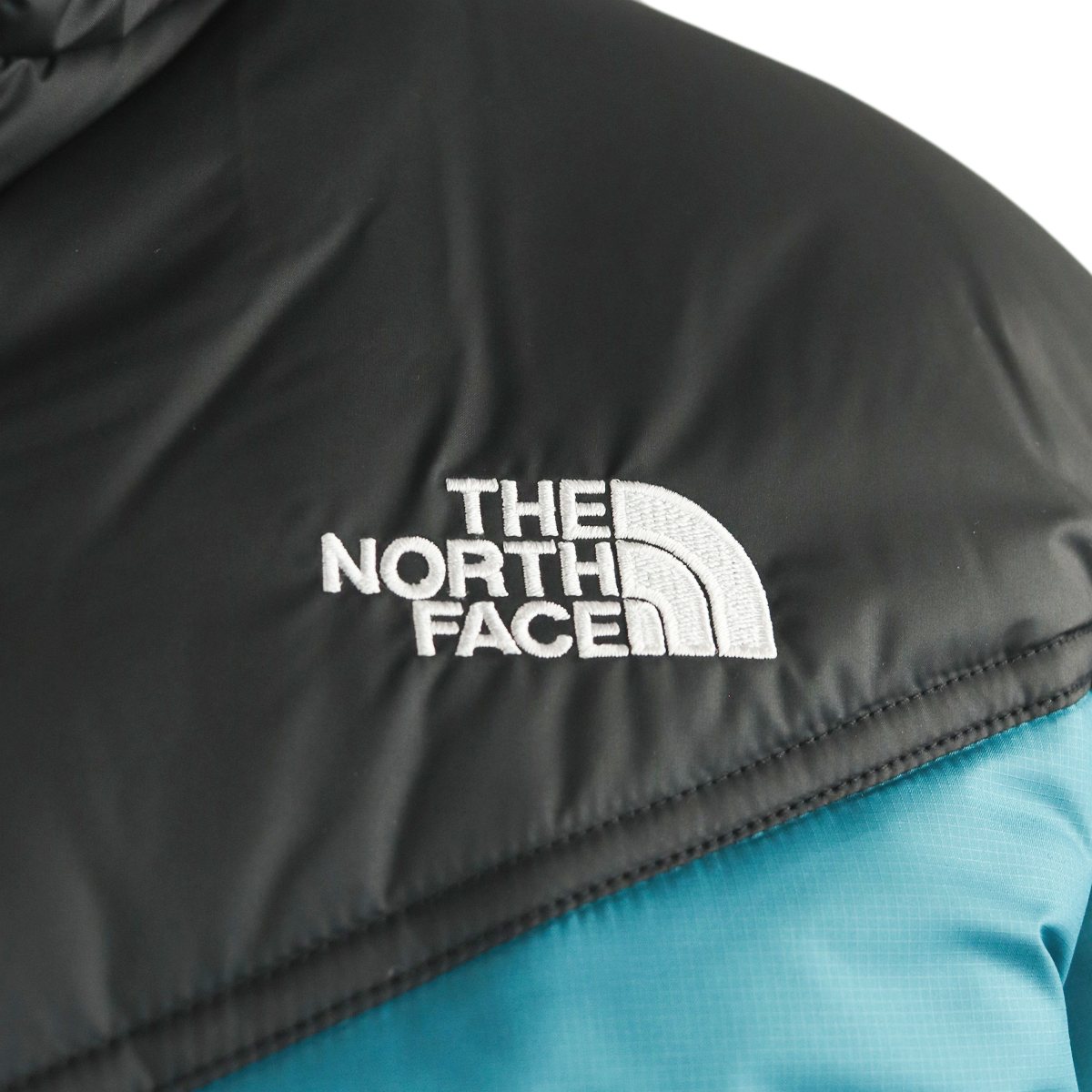 The North Face Saikuru Winter Jacke NF0A2VEZ2W9-