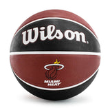 Wilson Miami Heat NBA Team Tribute Basketball Größe 7 WTB1300XBMIA - rot-schwarz