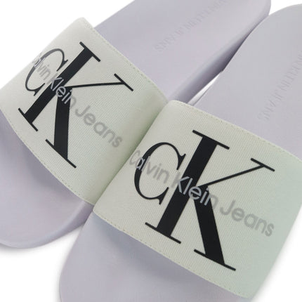 Calvin Klein Slide Monogram Badeschuhe YM00061-YBR-